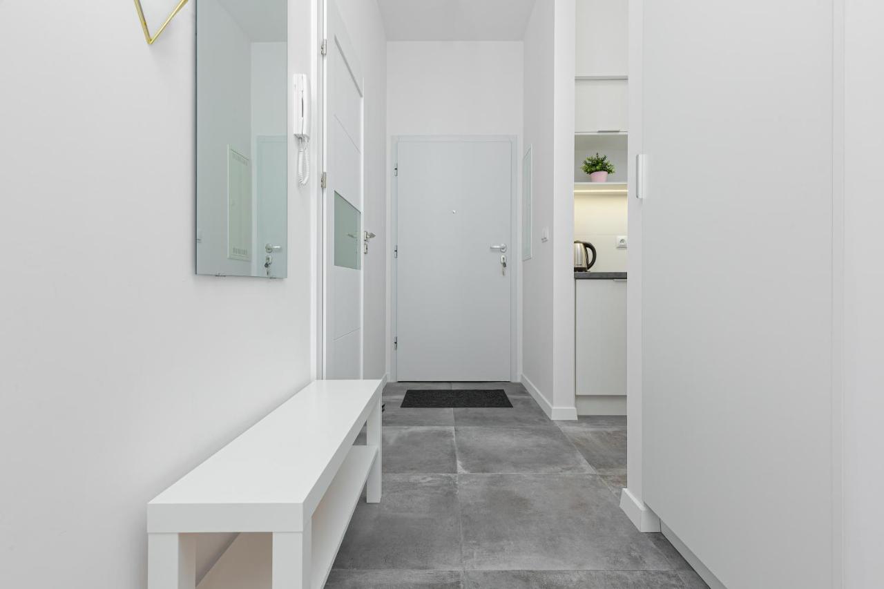 Apartment Golden Ursynow By Renters Warsaw