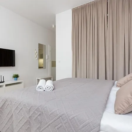 Golden Apartment Ursynow By Noclegi Renters Warszawa Eksteriør bilde